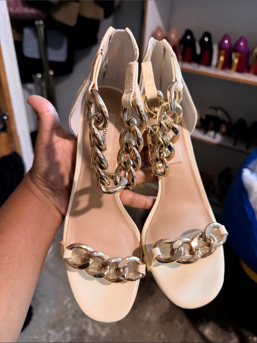 ANTONIO MELANI Cream Chain-Accent Open-Toe Heels